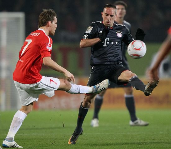 一位技艺高 一位技艺高